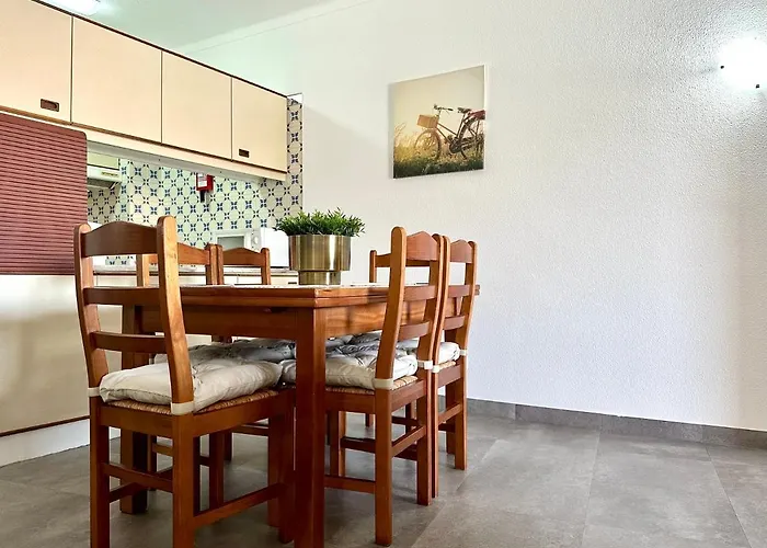 Apartamento T1 Albufeira, Edificio Rodrimar 호텔